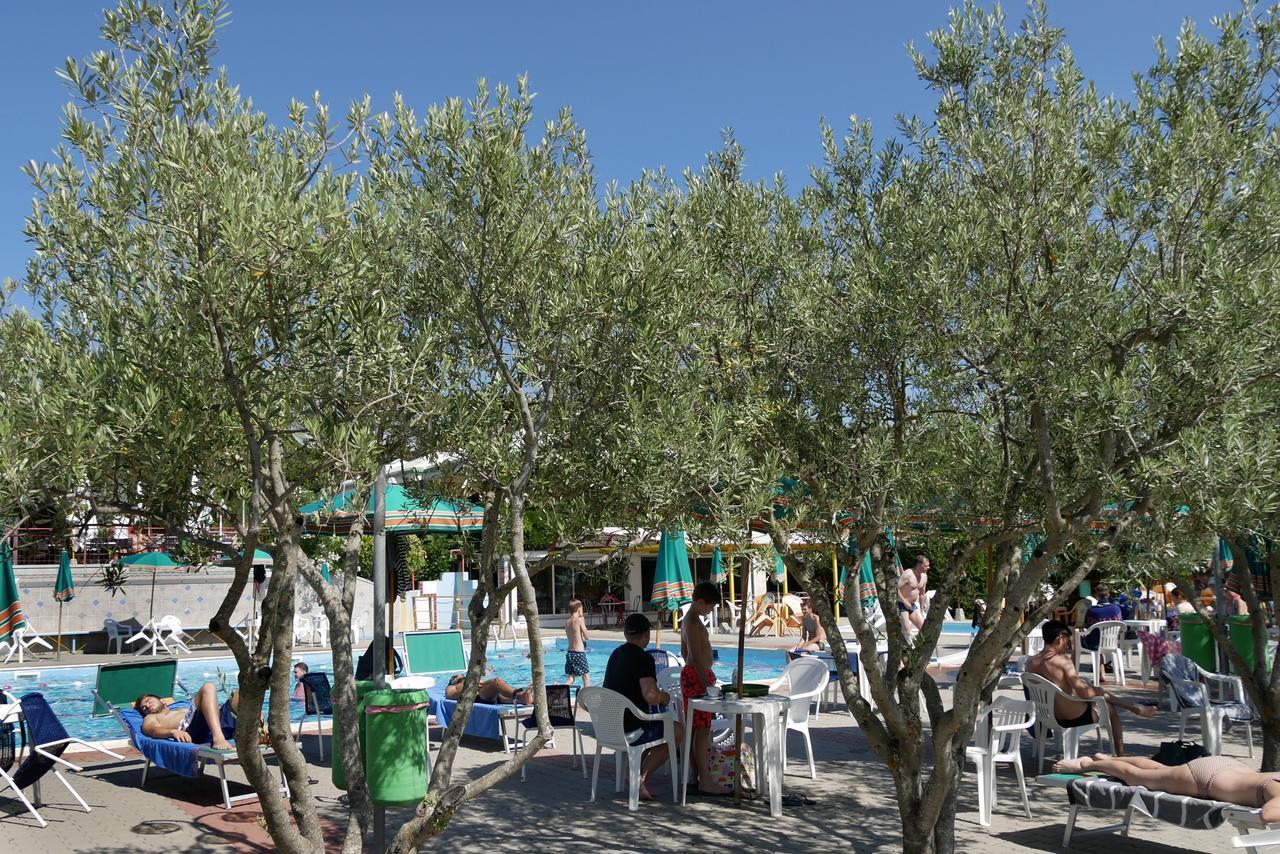 Camping Le Soline Casciano Di Murlo Exterior foto